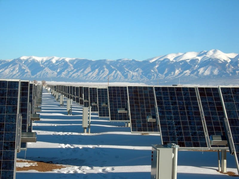 solar-panel-array-power-plant-electricity-power-159160